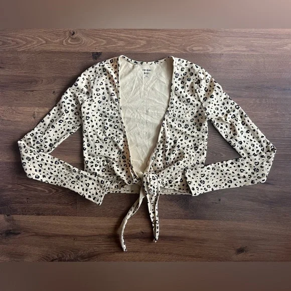 NWOT Sunday Best Leopard Print Tie-Front Cardigan - Picture 2 of 6
